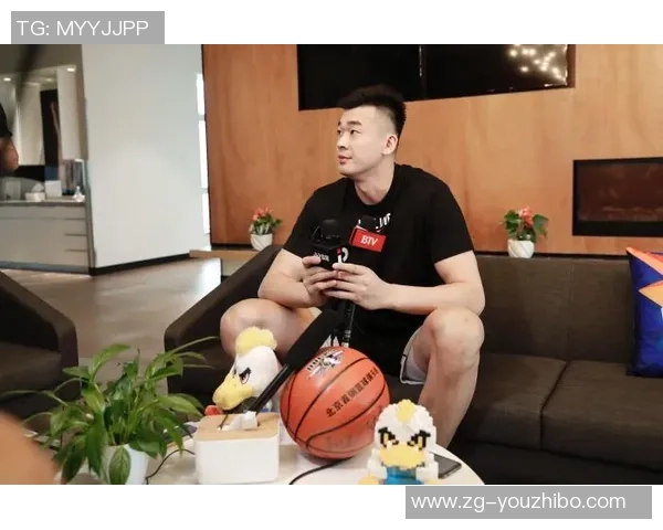 李慕豪：从篮球新星到职业生涯的蜕变与成长之路探秘